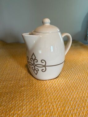 Starbucks Ceramic Pitcher with Gray Motif 2015 8 X 5 in